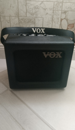 Портативный комби усилитель VOX MINI 3