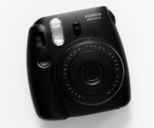 Камера типа Polaroid Fujifilm Instax Mini 8